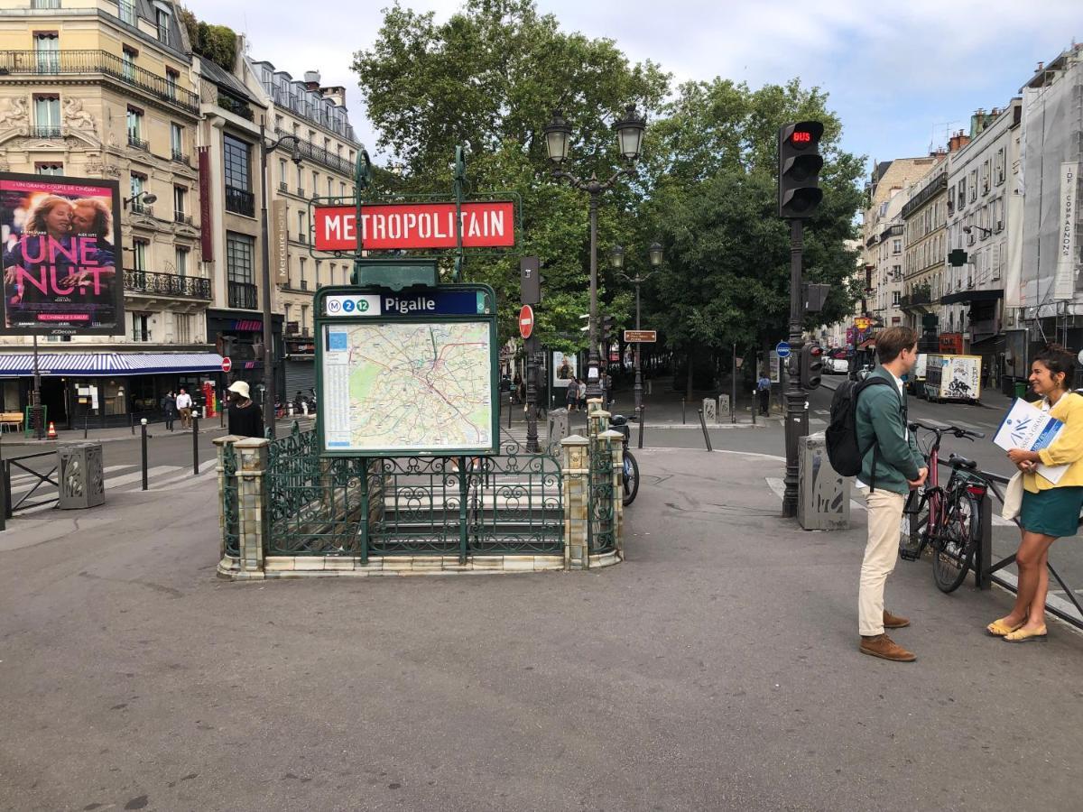 Studio Pigalle De 25 M2 - 2 Lits Simples Type Gigogne Pour 2 Personnes - Coeur Touristique De Paris - 2 Minutes De La Station Metro Pigalle ,Petit Train Vers La Butte Montmartre-Cabarets Moulin Rouge,Chez Michou-Restaurants Bouillon Pigalle,Berliner Exterior photo