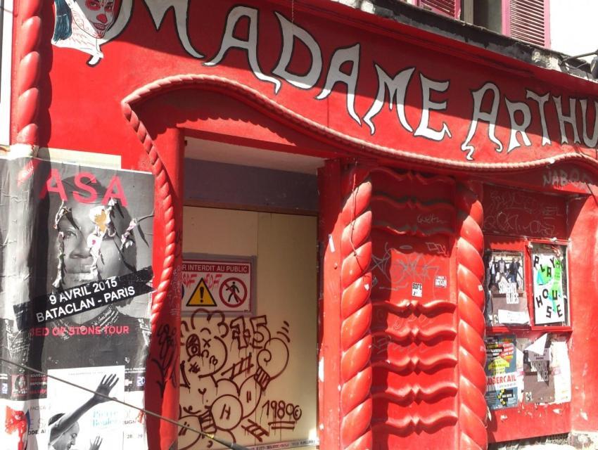Studio Pigalle De 25 M2 - 2 Lits Simples Type Gigogne Pour 2 Personnes - Coeur Touristique De Paris - 2 Minutes De La Station Metro Pigalle ,Petit Train Vers La Butte Montmartre-Cabarets Moulin Rouge,Chez Michou-Restaurants Bouillon Pigalle,Berliner Exterior photo
