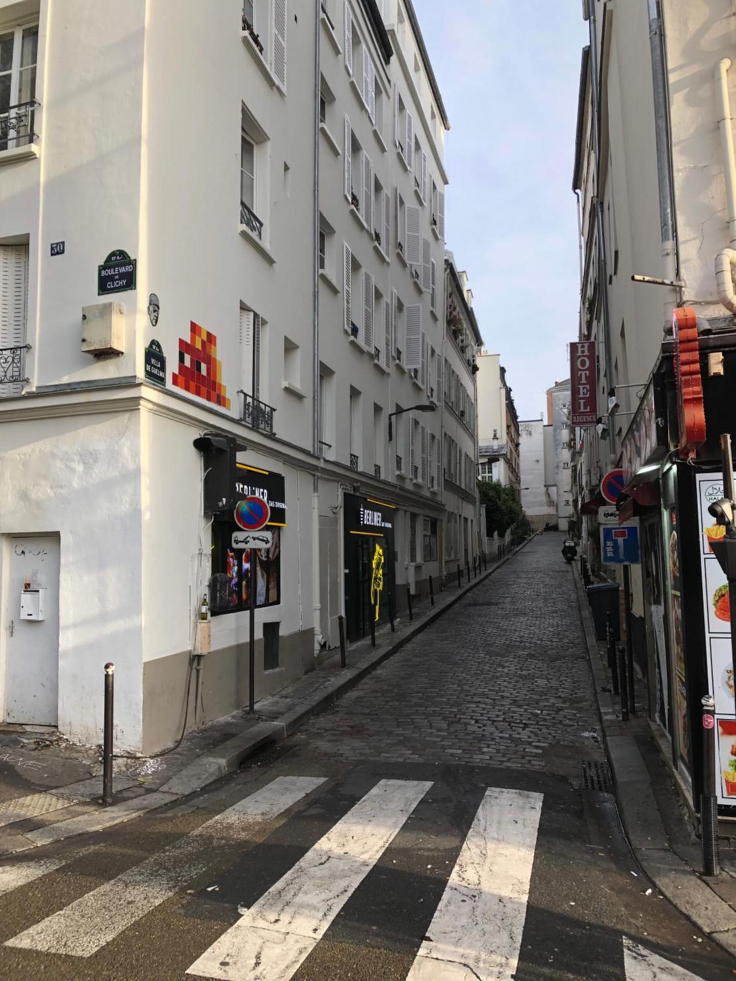 Studio Pigalle De 25 M2 - 2 Lits Simples Type Gigogne Pour 2 Personnes - Coeur Touristique De Paris - 2 Minutes De La Station Metro Pigalle ,Petit Train Vers La Butte Montmartre-Cabarets Moulin Rouge,Chez Michou-Restaurants Bouillon Pigalle,Berliner Exterior photo